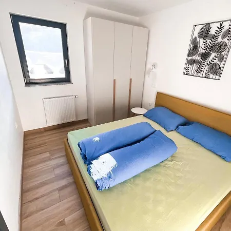 Sunshine Golte Comfort Apartman *